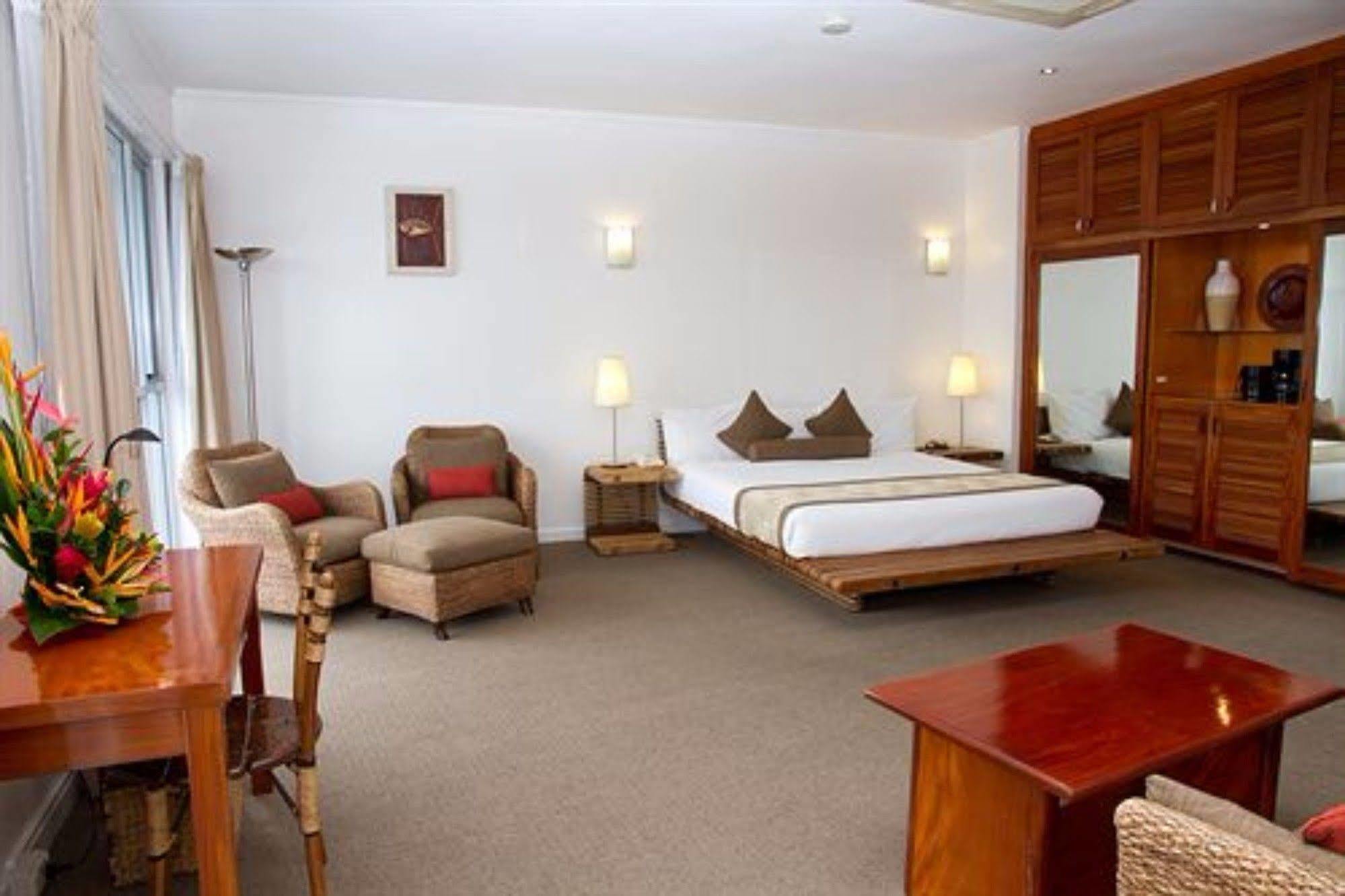 סובה Tanoa Plaza Hotel מראה חיצוני תמונה