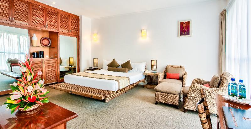 סובה Tanoa Plaza Hotel מראה חיצוני תמונה